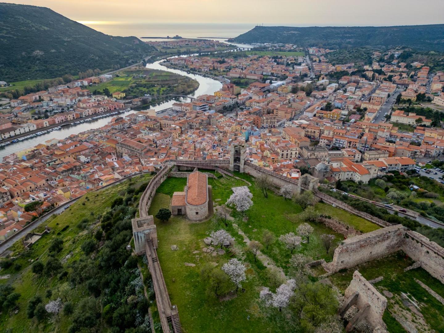 S'Apposentu - Un'Angolo Di Paradiso Con La Vista Sul Castello Bosa Extérieur photo