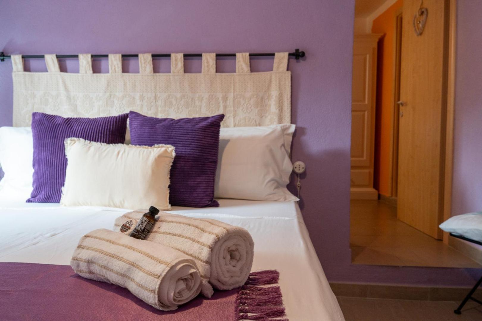 S'Apposentu - Un'Angolo Di Paradiso Con La Vista Sul Castello Bosa Chambre photo