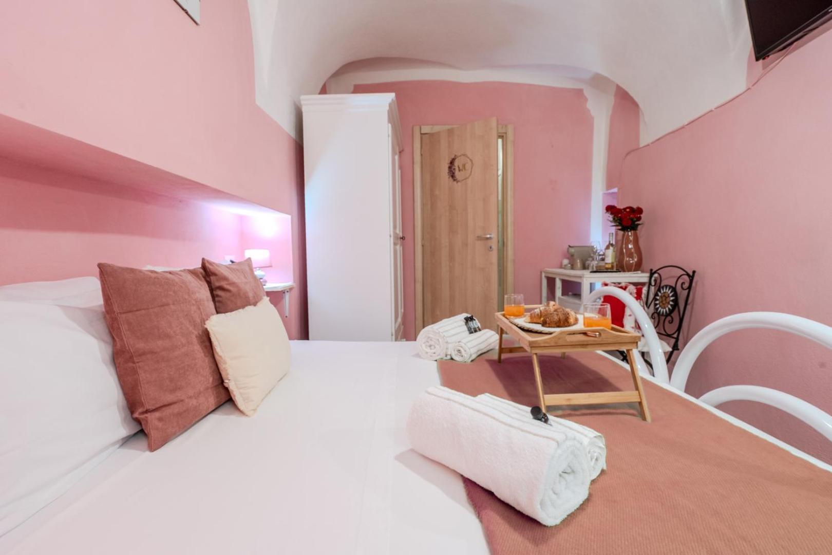 S'Apposentu - Un'Angolo Di Paradiso Con La Vista Sul Castello Bosa Chambre photo
